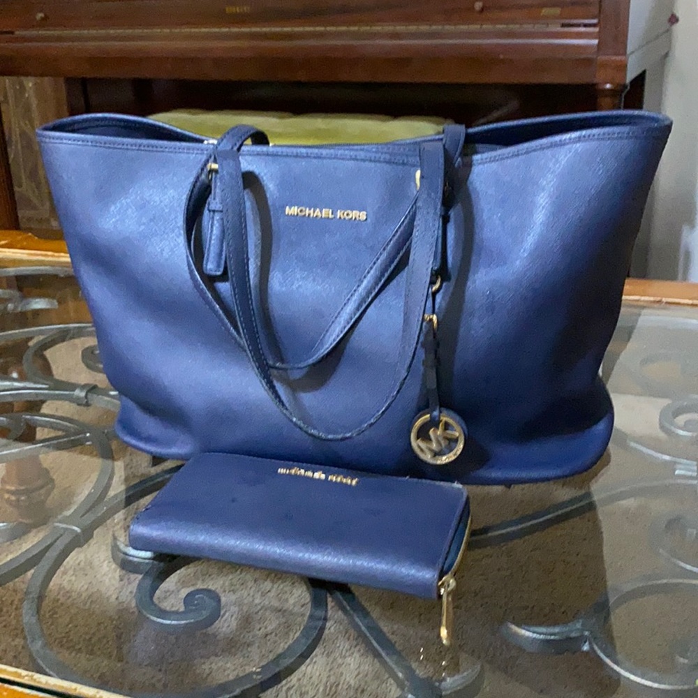 Michael Kors Handbag & matching Wallet
